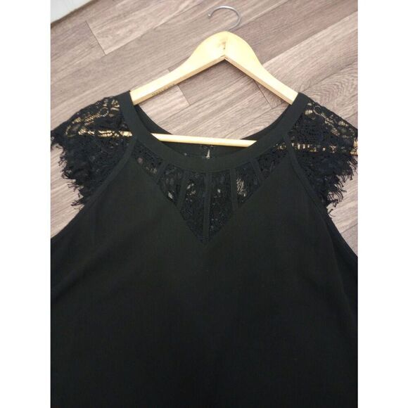 41 Hawthorn black sleeveless zip back blouse. Size XL - Picture 2 of 5